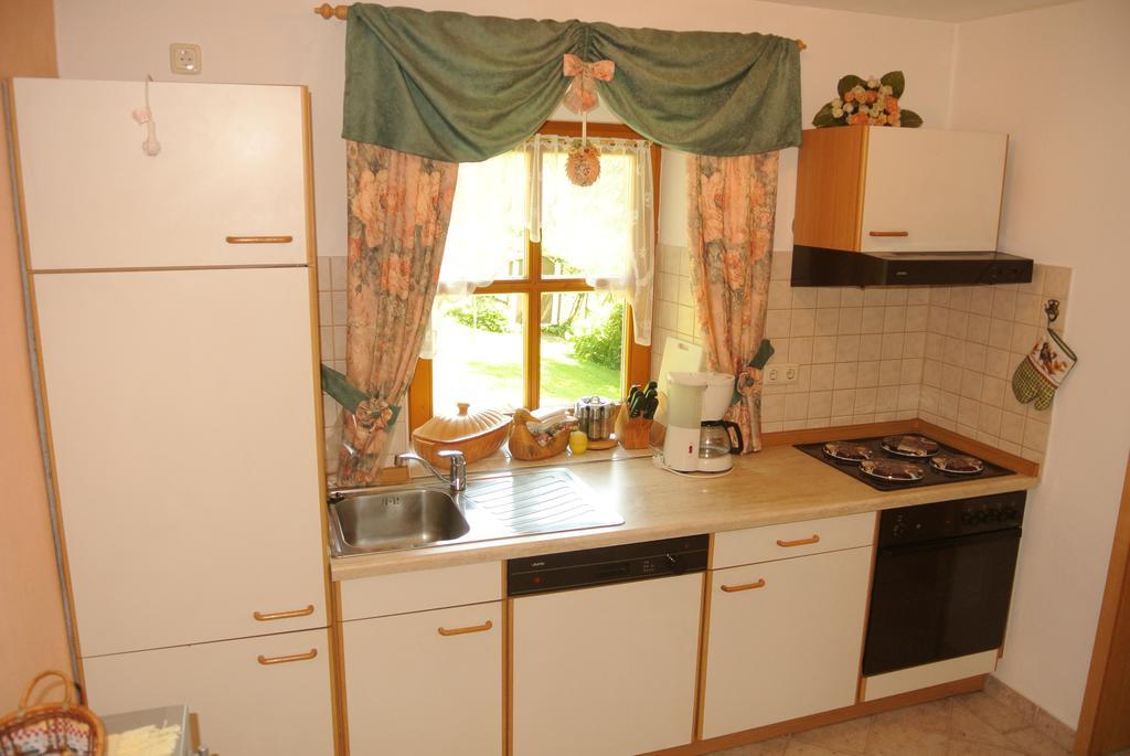 Haus Am Waldrand - Ferienwohnung Augustin Grafenau  Dış mekan fotoğraf